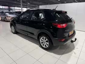 Kia Stonic (2021) thumbnail 5