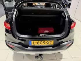 Kia Stonic (2021) thumbnail 46