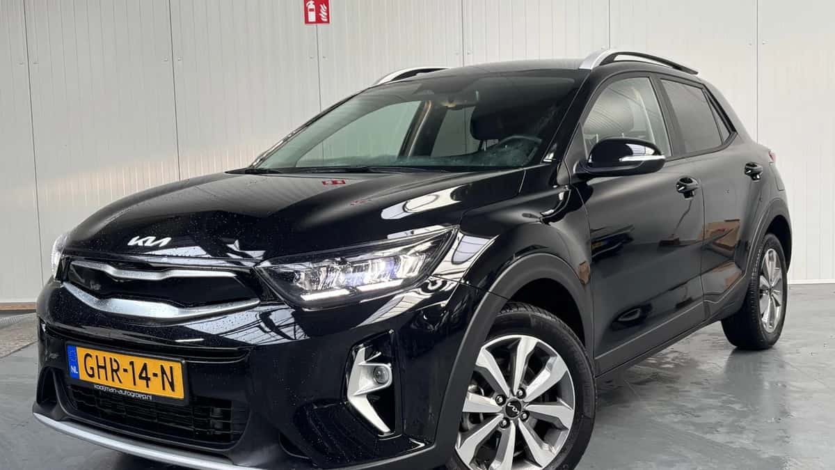 Kia Stonic (2024) — foto 1