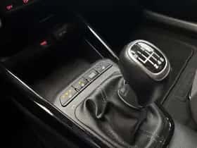 Kia Stonic (2024) thumbnail 41