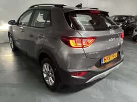 Kia Stonic (2025) thumbnail 24