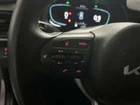 Kia Stonic (2025) thumbnail 5