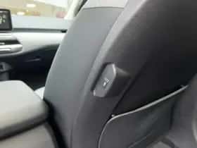 Kia EV4 (2026) thumbnail 17