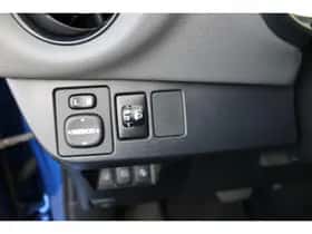 Toyota Yaris (2018) thumbnail 14