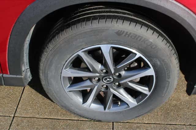 Toyota Yaris (2018) thumbnail 33