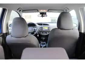 Toyota Yaris (2018) thumbnail 10