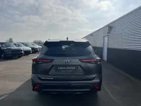 Toyota Highlander (2024) thumbnail 11