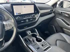 Toyota Highlander (2024) thumbnail 103