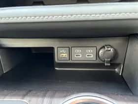 Toyota Highlander (2024) thumbnail 107