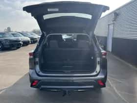Toyota Highlander (2024) thumbnail 13