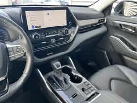 Toyota Highlander (2024) thumbnail 41