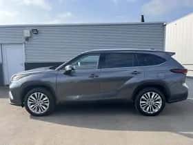 Toyota Highlander (2024) thumbnail 65