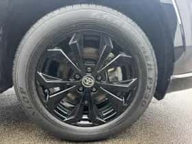Toyota RAV4 (2024) thumbnail 7