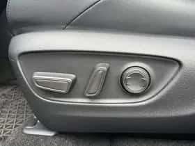 Toyota RAV4 (2024) thumbnail 71