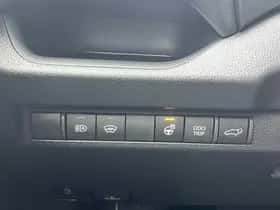 Toyota RAV4 (2024) thumbnail 80