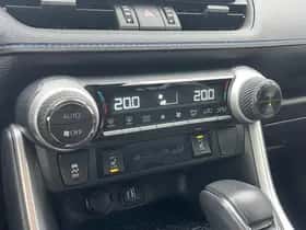 Toyota RAV4 (2024) thumbnail 86