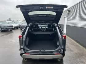 Toyota RAV4 (2024) thumbnail 10