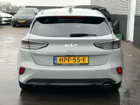 Kia Ceed (2025) thumbnail 2