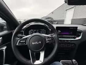 Kia Ceed (2025) thumbnail 11