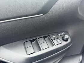 Toyota Yaris-cross (2025) thumbnail 15