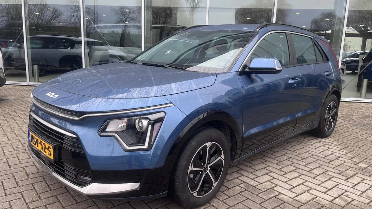 Kia Niro (2025) — foto 1