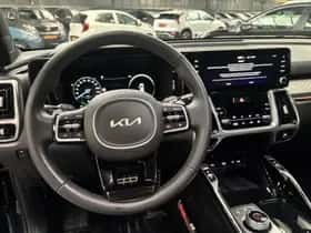 Kia Sorento (2022) thumbnail 8