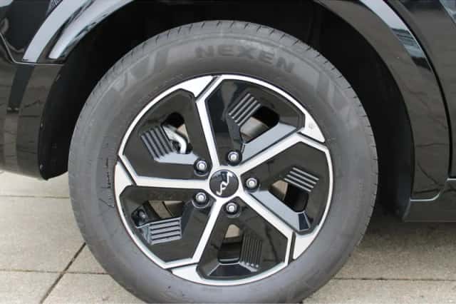 Kia Niro (2024) thumbnail 9