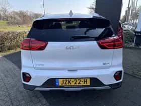 Kia Niro (2022) thumbnail 5
