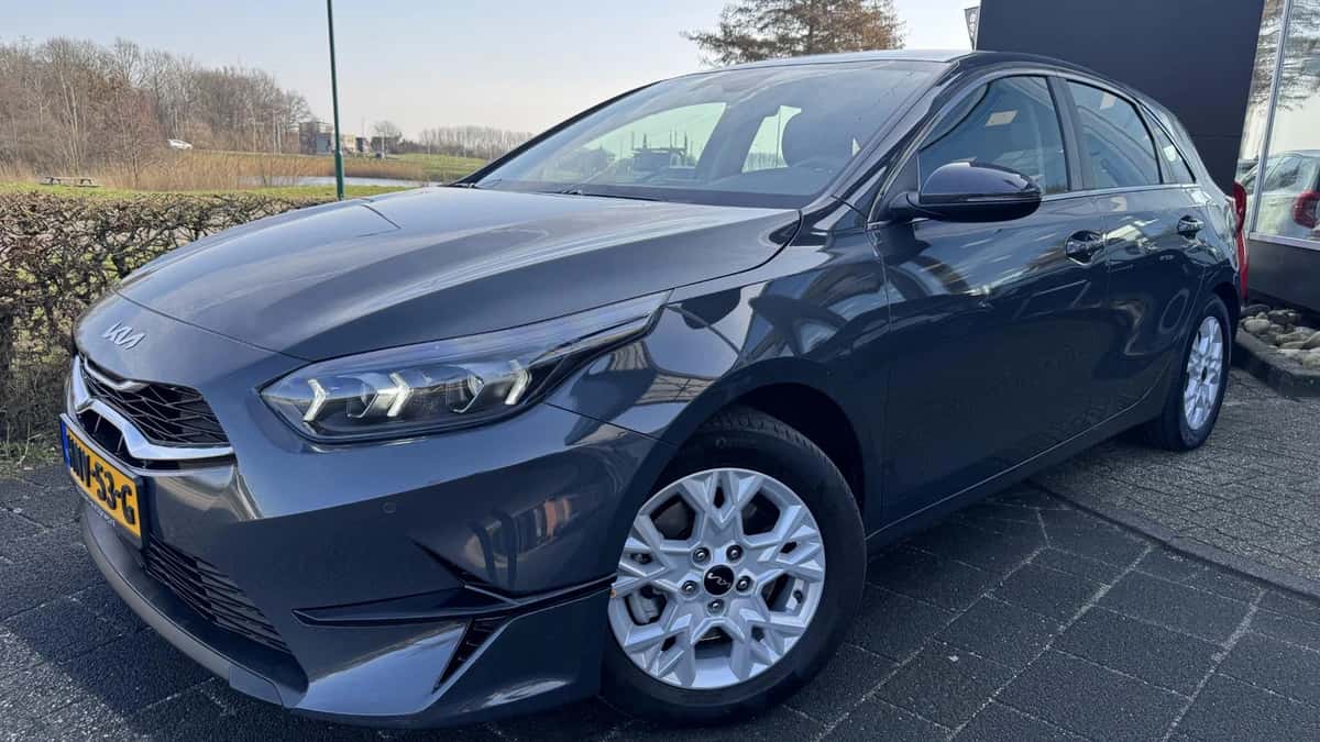 Kia Ceed (2025) — foto 1