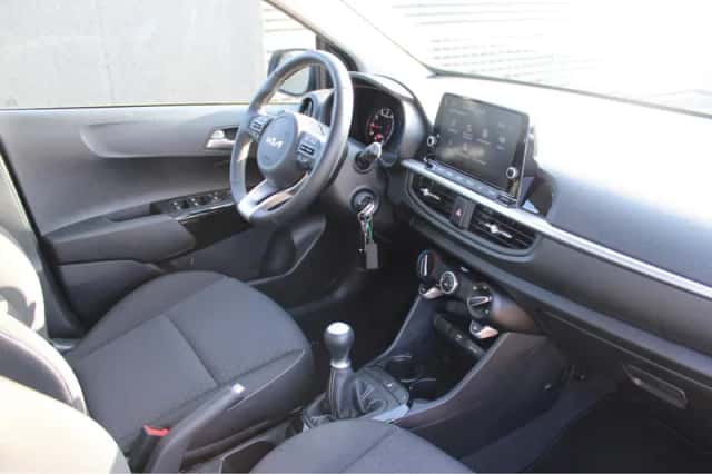 Kia Picanto (2024) thumbnail 11
