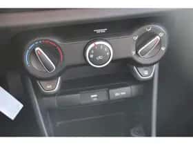 Kia Picanto (2024) thumbnail 64