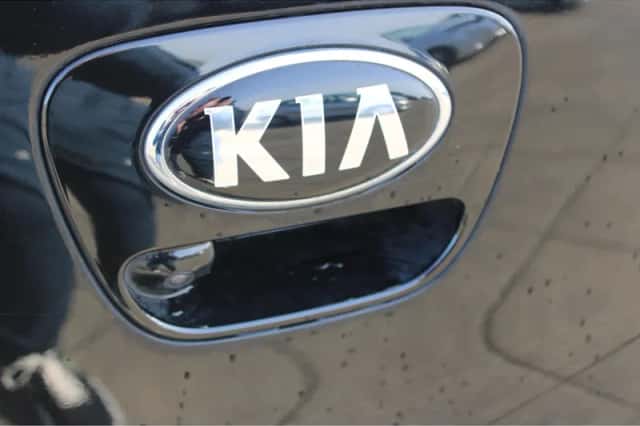 Kia Picanto (2021) thumbnail 16