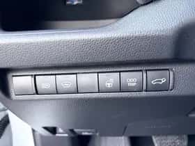 Toyota RAV4 (2025) thumbnail 51