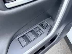 Toyota RAV4 (2025) thumbnail 52