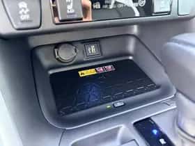 Toyota RAV4 (2025) thumbnail 58