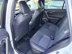 Toyota RAV4 (2025) thumbnail 60