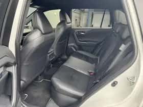 Toyota RAV4 (2024) thumbnail 36