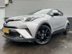 Toyota C-HR (2018) thumbnail 3