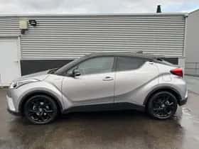 Toyota C-HR (2018) thumbnail 58