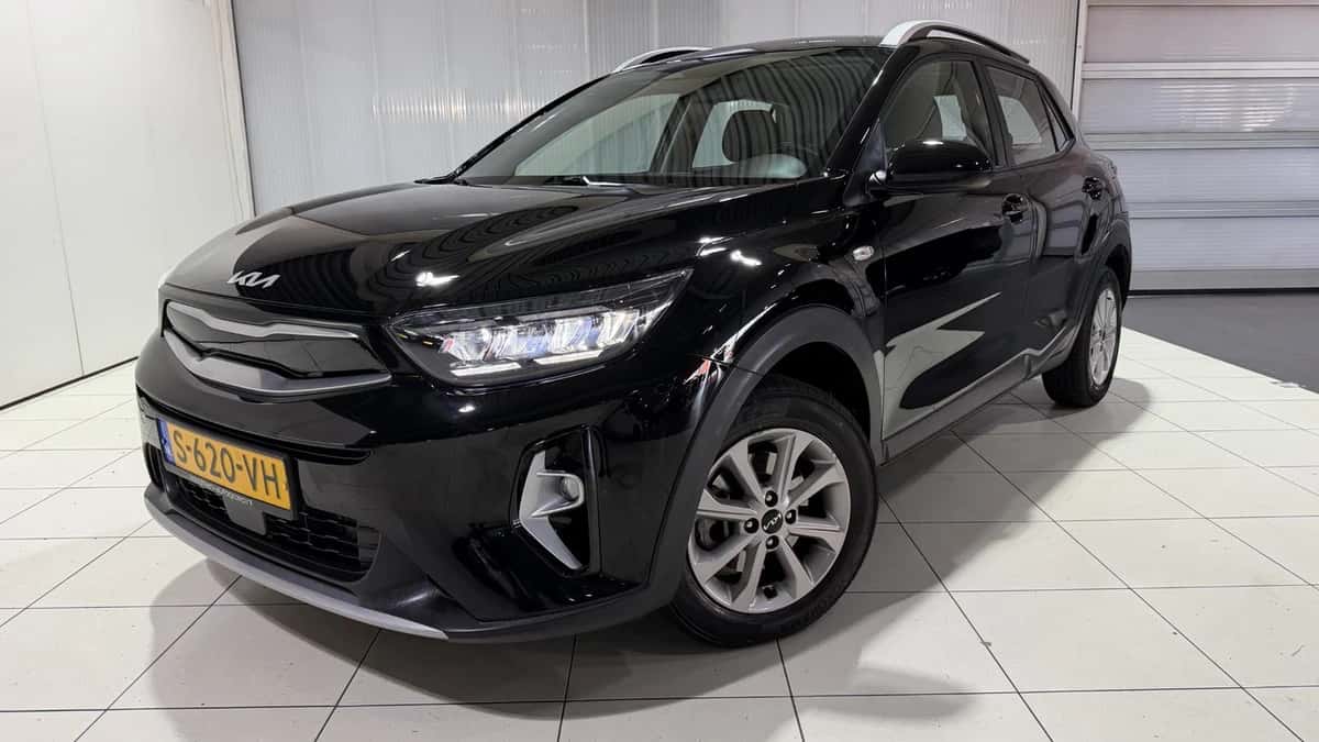 Kia Stonic (2023) — foto 1
