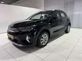 Kia Stonic (2023) thumbnail 3