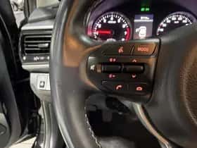 Kia Stonic (2023) thumbnail 32