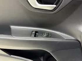 Kia Stonic (2023) thumbnail 34