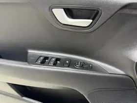 Kia Stonic (2021) thumbnail 13