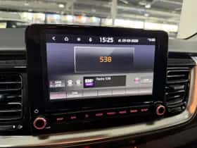 Kia Stonic (2021) thumbnail 17
