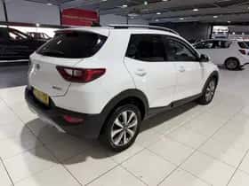 Kia Stonic (2021) thumbnail 31