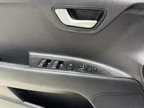 Kia Stonic (2021) thumbnail 37