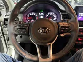Kia Stonic (2021) thumbnail 10