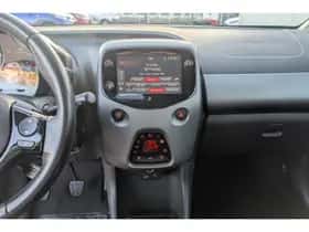 Toyota Aygo (2019) thumbnail 19