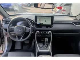 Toyota RAV4 (2025) thumbnail 15